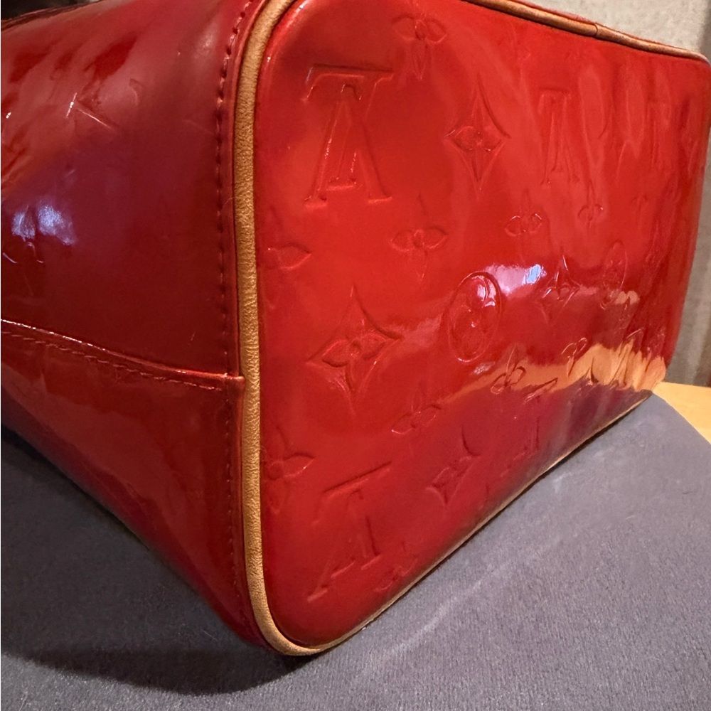 Louis Vuitton Vernis Large Tote Red Patent Monogram Rare Discontinued LV Bag - Picture 13 of 16